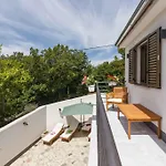 Unit_type_terraced_house With Pool 55425